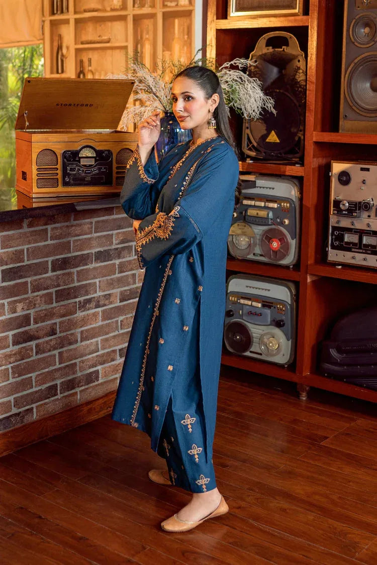 UGRE LAWN LUXURY UNSTITCHED EMB 2PC