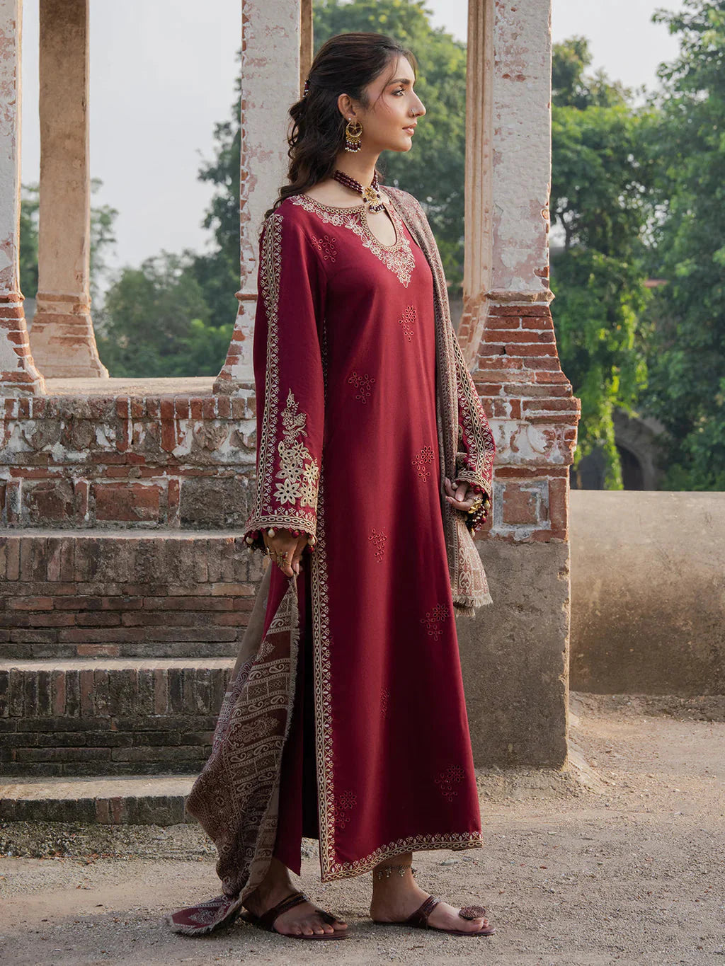 AIZEL DHANAK LUXURY UNSTITCHED EMB 3PC