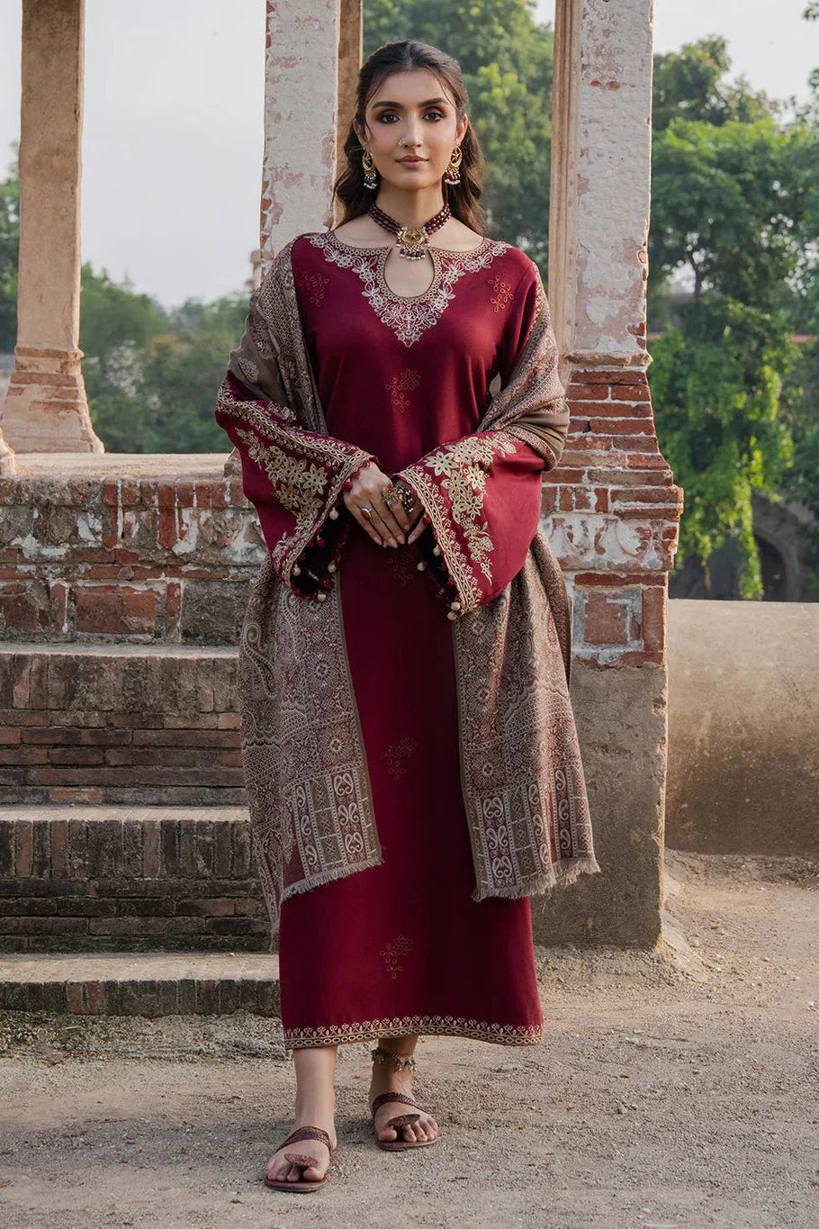 AIZEL DHANAK LUXURY UNSTITCHED EMB 3PC